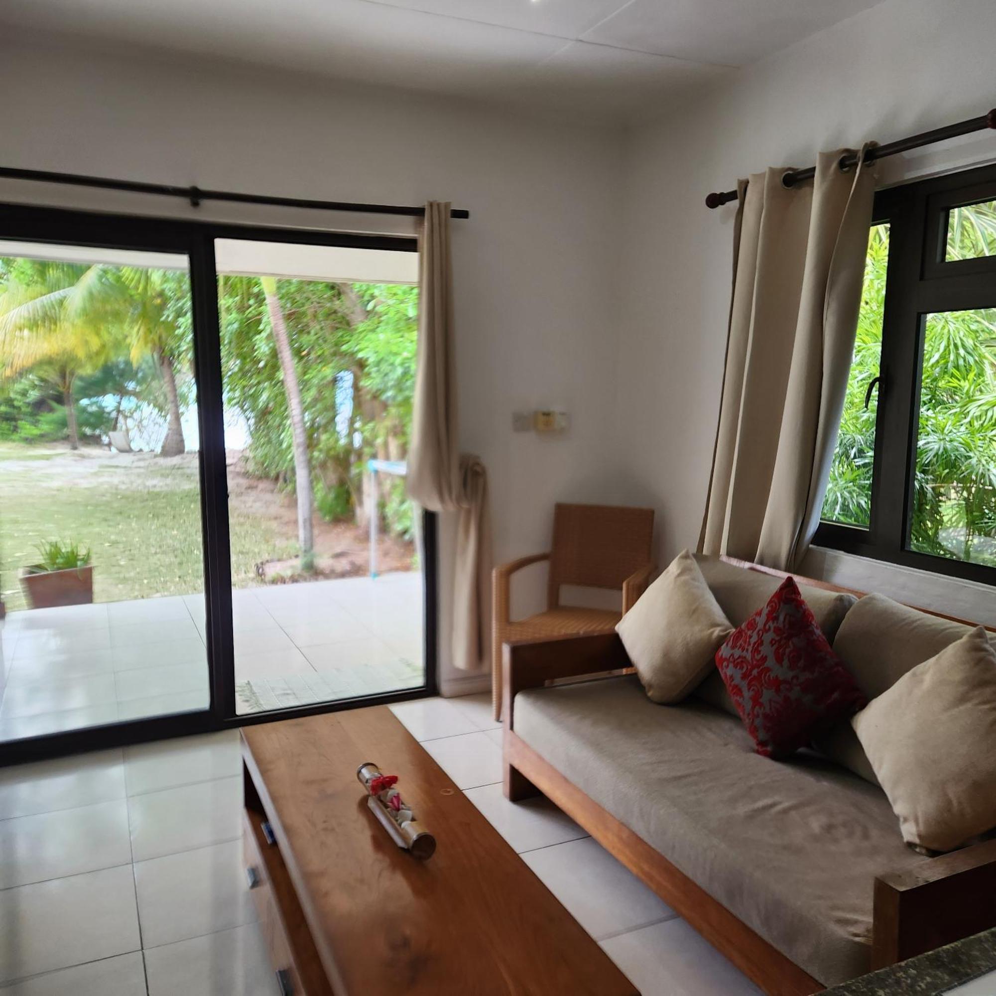 Surf Tropical Villa Takamaka Cerf Island Exterior foto